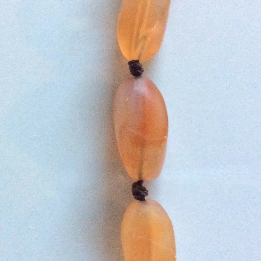 Natural Agate/Carnelian Beaded Necklace with a Swirl Pendant - Picture 8 of 8